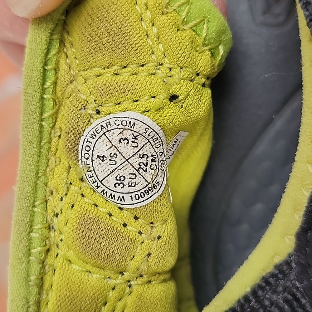 Keen Waterproof Newport H2 Black Outdoor Hiking Sandals, Kids Boys 4 - Picture 3 of 4